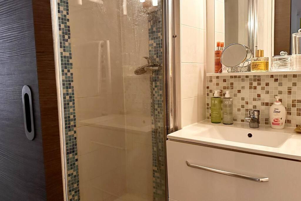 Studio Cozy Pour 2 Personnes Paris Bercy Apartment Luaran gambar